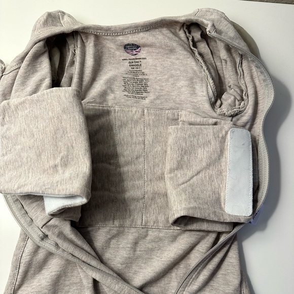 SOLD - 2 Nested Bean, Zen One swaddles. - Picture 4 of 7